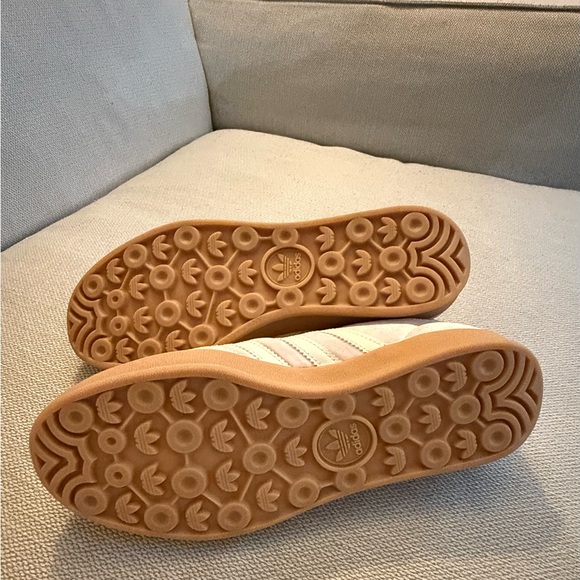 Adidas Women's Gazelle Indoor velvet - Picture 5 of 6